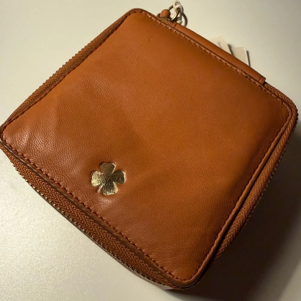 LUCKY BRAND Leather Jewelry Case in Cognac Brown